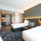 Business 77 image HOLIDAY INN EXPRESS MELBOURNE SOUTHBANK Hotel in Melbourne VIC