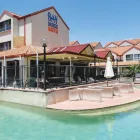 Business 3 image NELSON BAY BREEZE HOLIDAY APARTMENTS Sports Tours & Holidays in Nelson Bay NSW