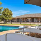 Business 4 image QUALITY INN CARRIAGE HOUSE Quality Inn in Wagga Wagga NSW