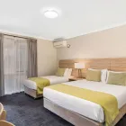 Business 8 image QUALITY INN CARRIAGE HOUSE Quality Inn in Wagga Wagga NSW