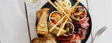 Business 43 image CYREN BAR GRILL SEAFOOD Waterfront Restaurants Sydney in Sydney NSW
