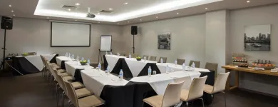 Business 5 image DOUBLETREE BY HILTON HOTEL MELBOURNE - FLINDERS STREET Restaurant in Melbourne VIC