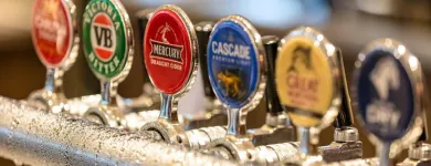 Business 3 image GOLDEN NUGGET HOTEL Restaurant in Melbourne VIC