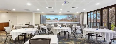 Business 36 image QUALITY HOTEL LAKESIDE Quality Hotel in Bendigo VIC