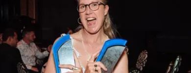 Business 1 image SET FOR ART Wallpaper in Leichhardt NSW