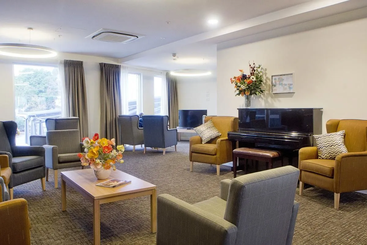 Business 2 image RESTHAVEN LEABROOK