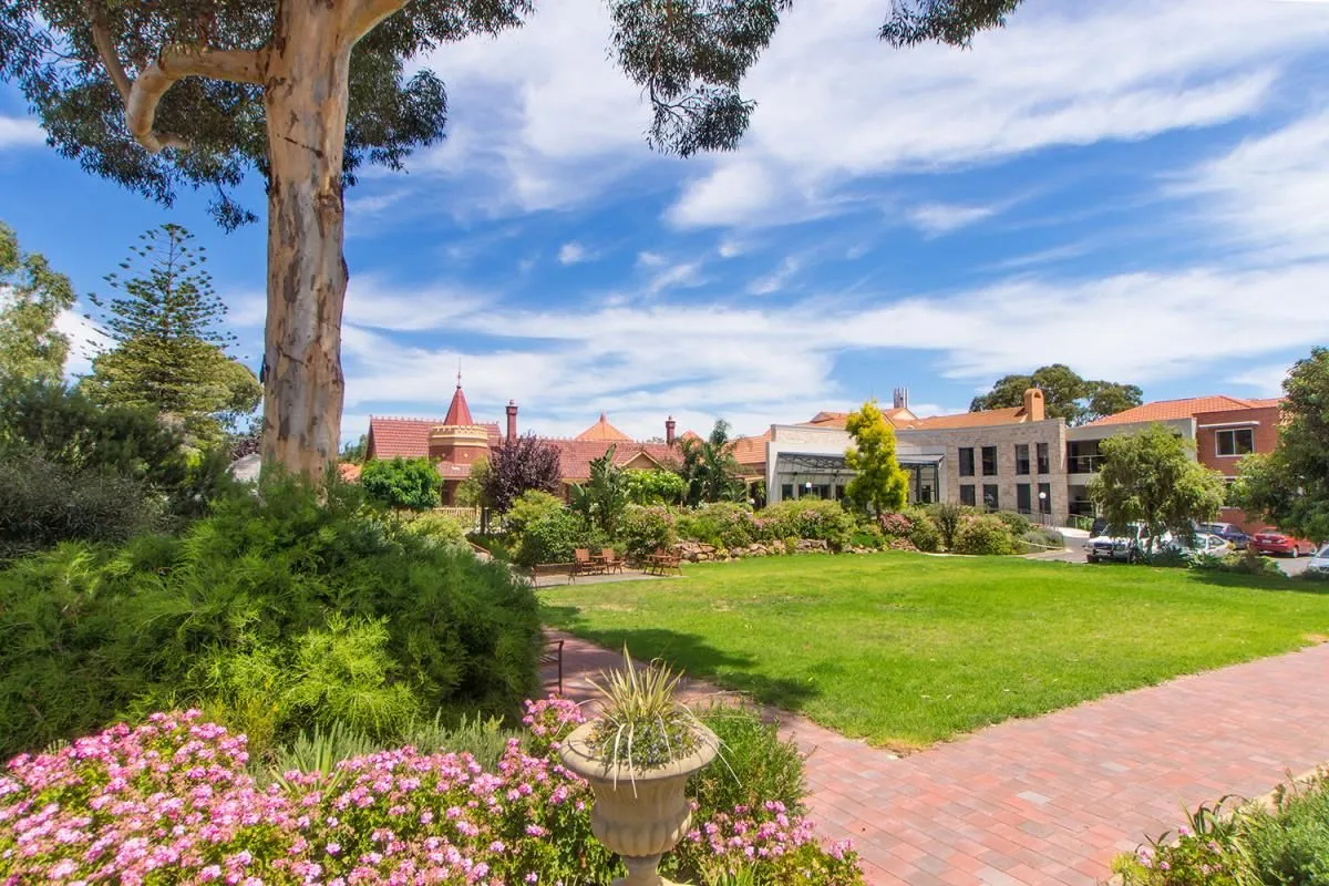 Business 5 image RESTHAVEN LEABROOK