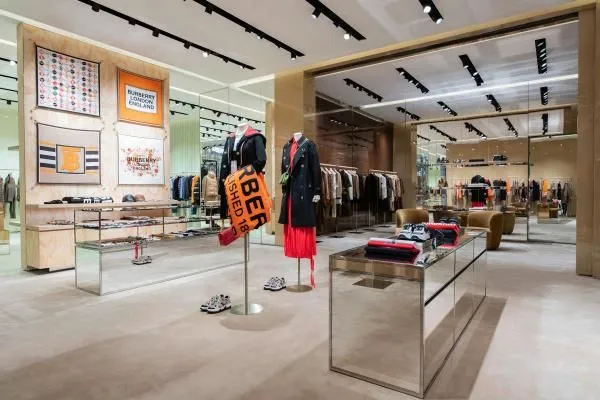 Business 14 image BURBERRY
