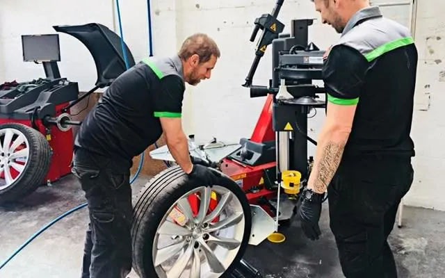 Business 3 image TYREPLUS CHELTENHAM