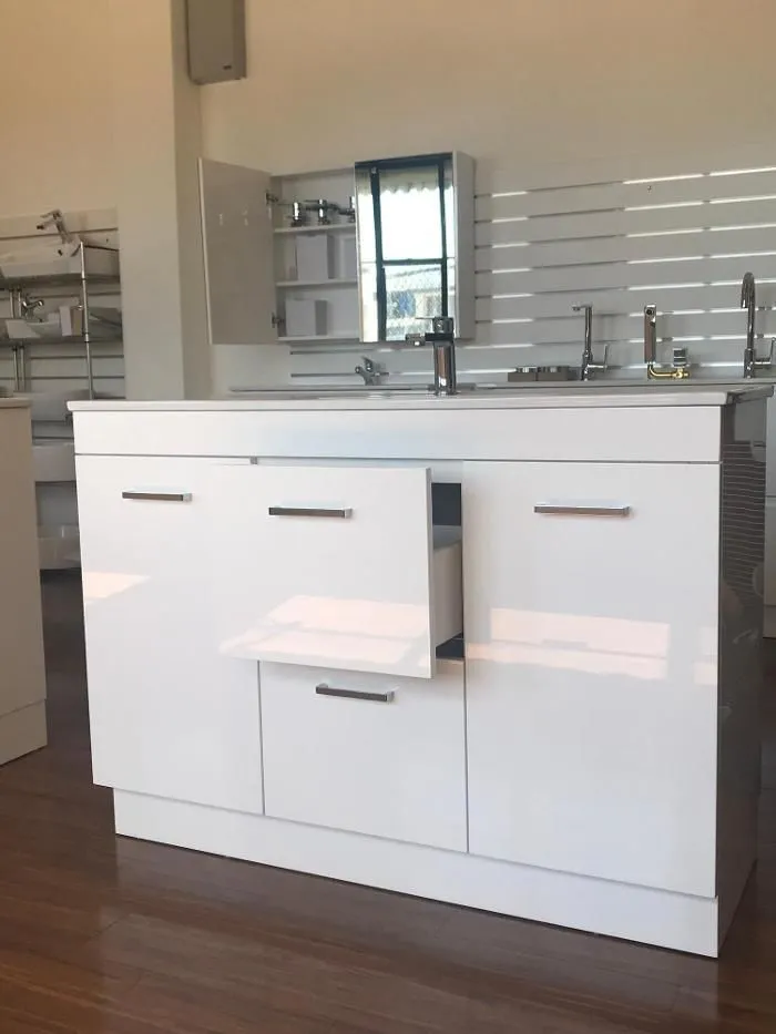 Business 11 image T'ER SUN BATHROOMS AND HOME