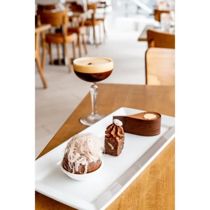 Business 19 image CYREN BAR GRILL SEAFOOD