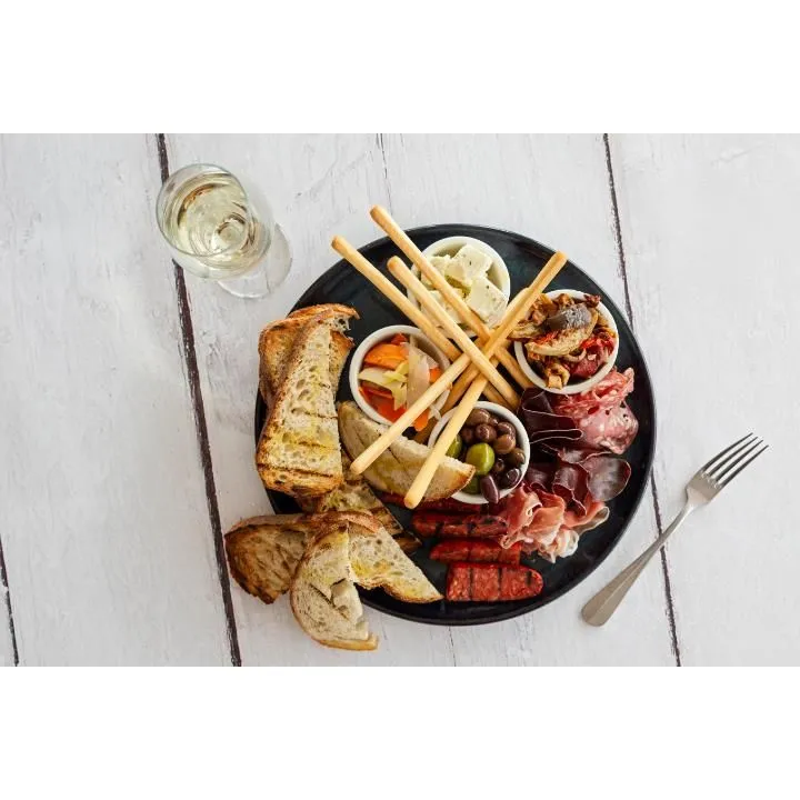 Business 43 image CYREN BAR GRILL SEAFOOD