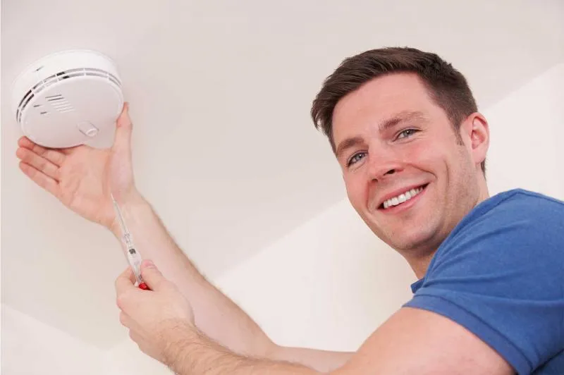 Business 2 image SMOKE ALARMS 2 U