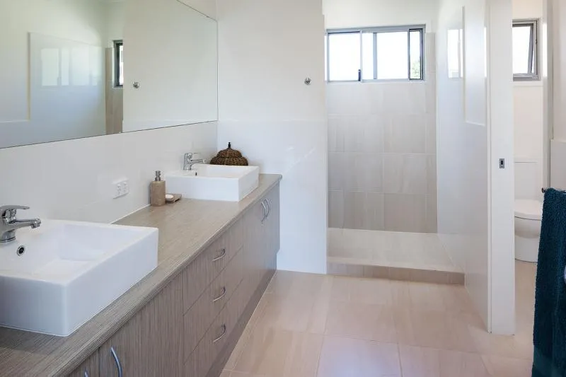 Business 2 image BELLISSIMO HOMES