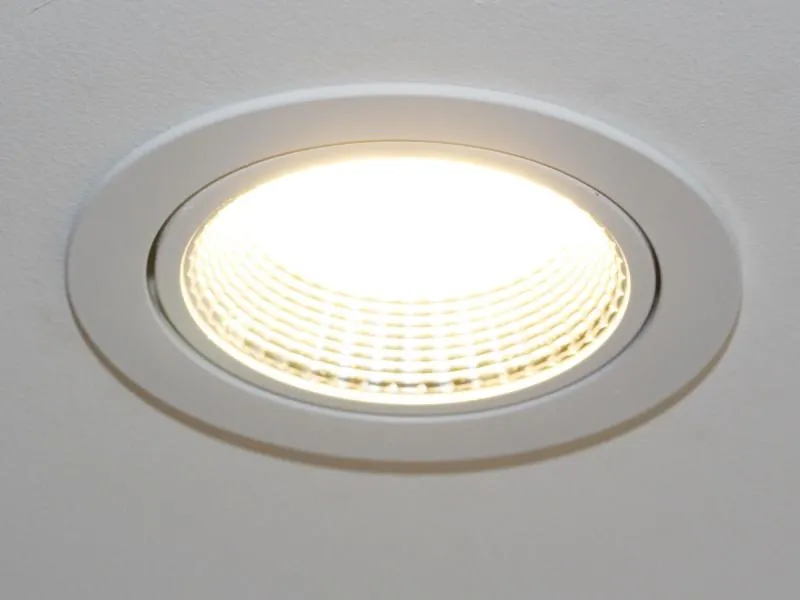 Business 7 image EP LIGHTING