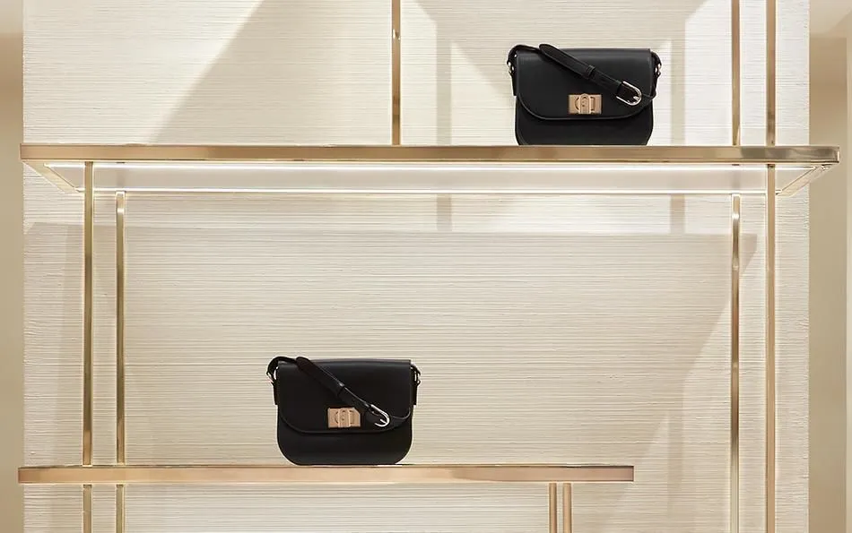 Business 4 image FURLA