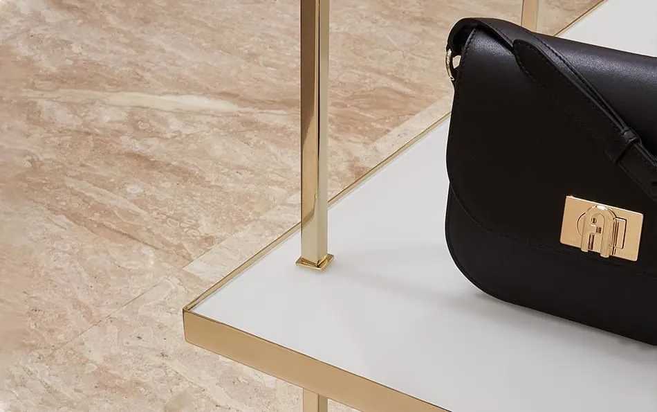 Business 6 image FURLA