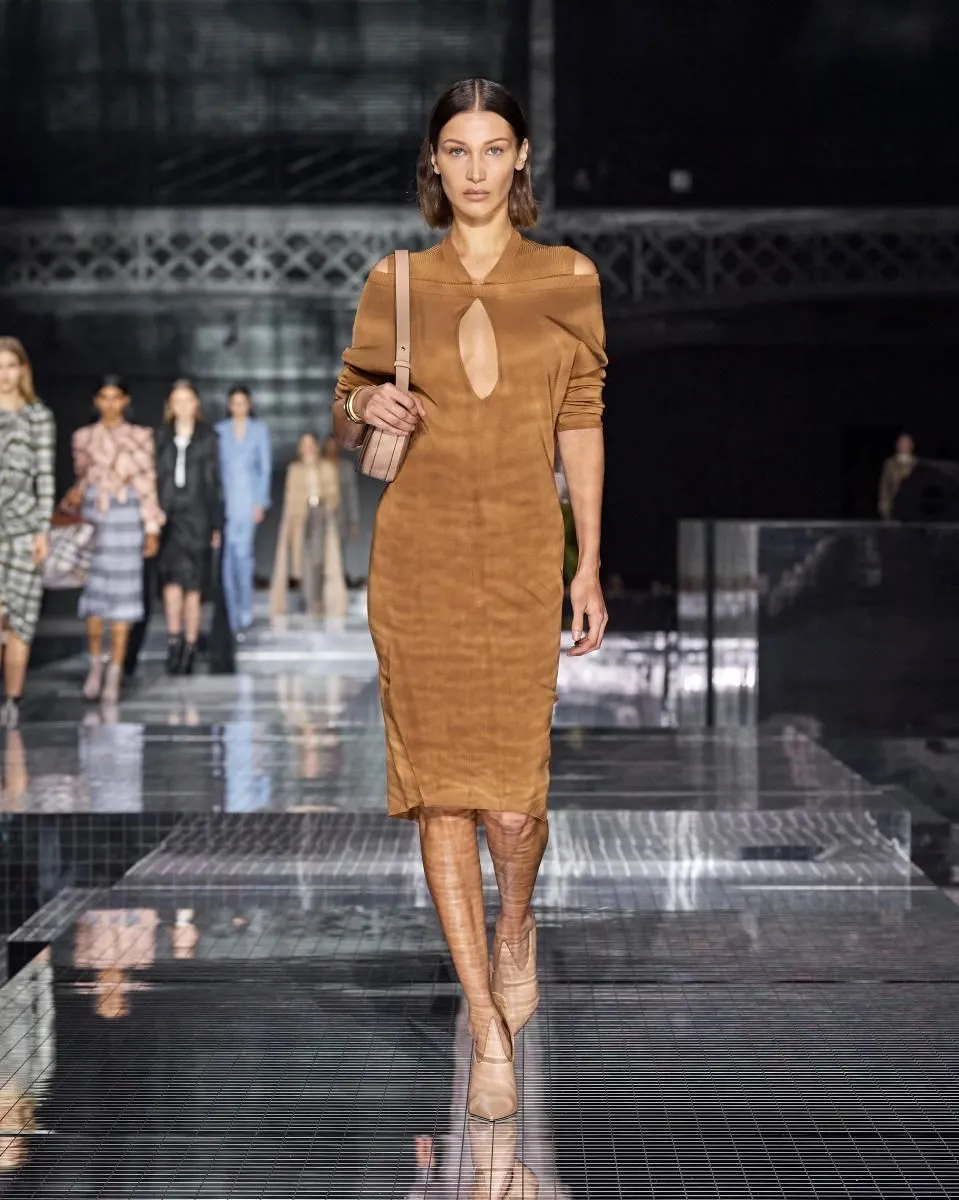 Business 5 image BURBERRY