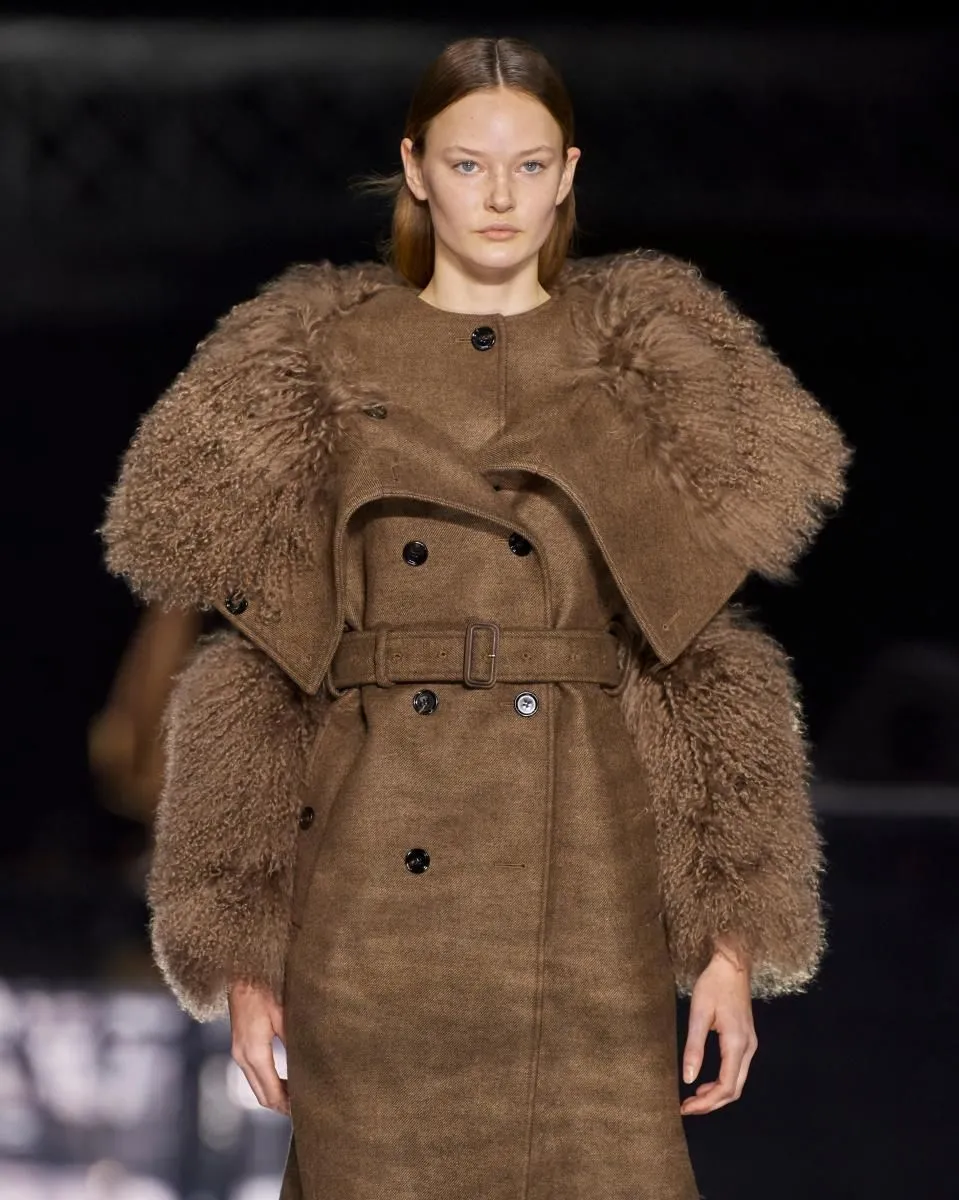 Business 23 image BURBERRY