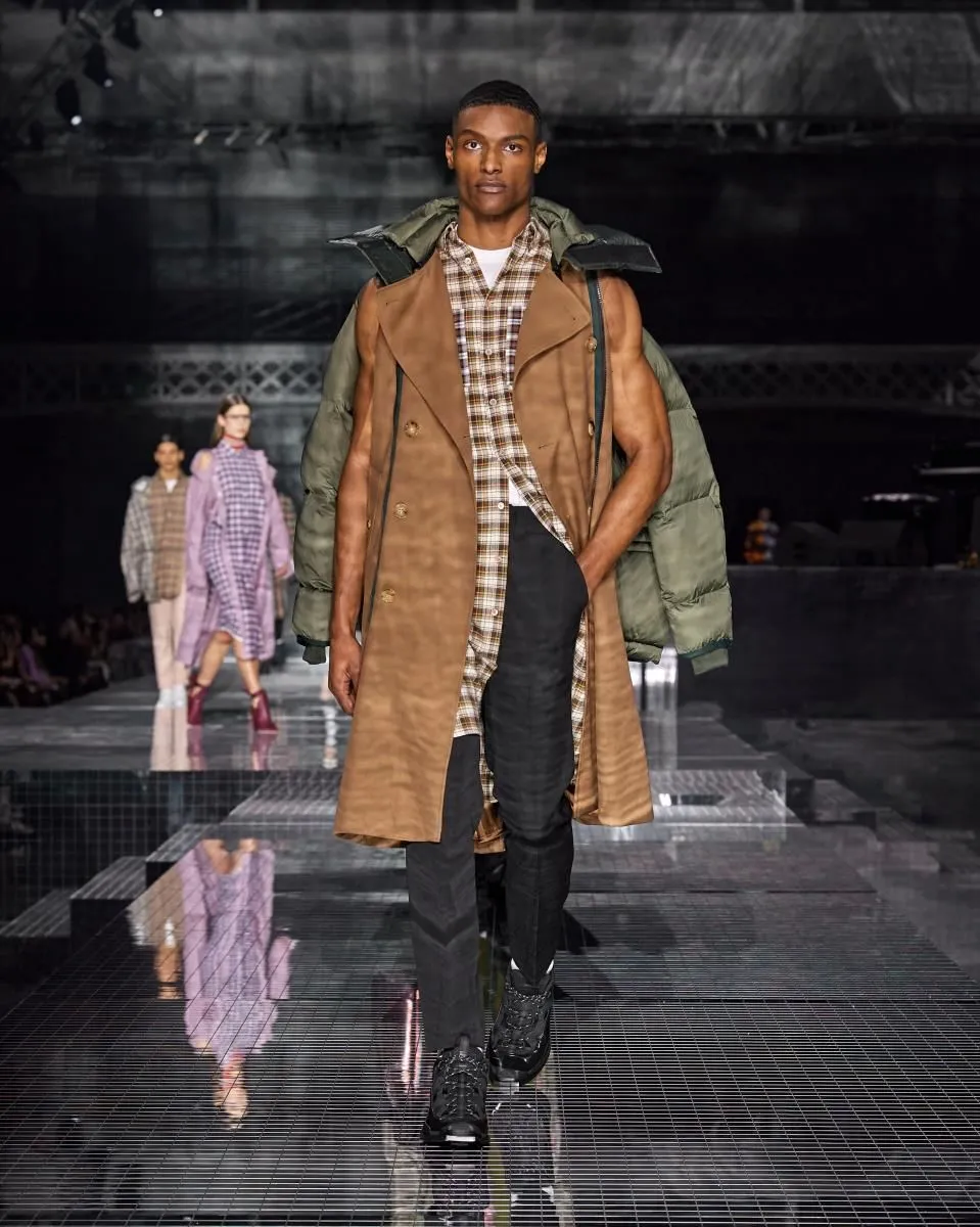 Business 26 image BURBERRY