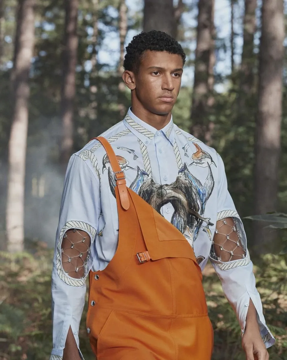 Business 32 image BURBERRY