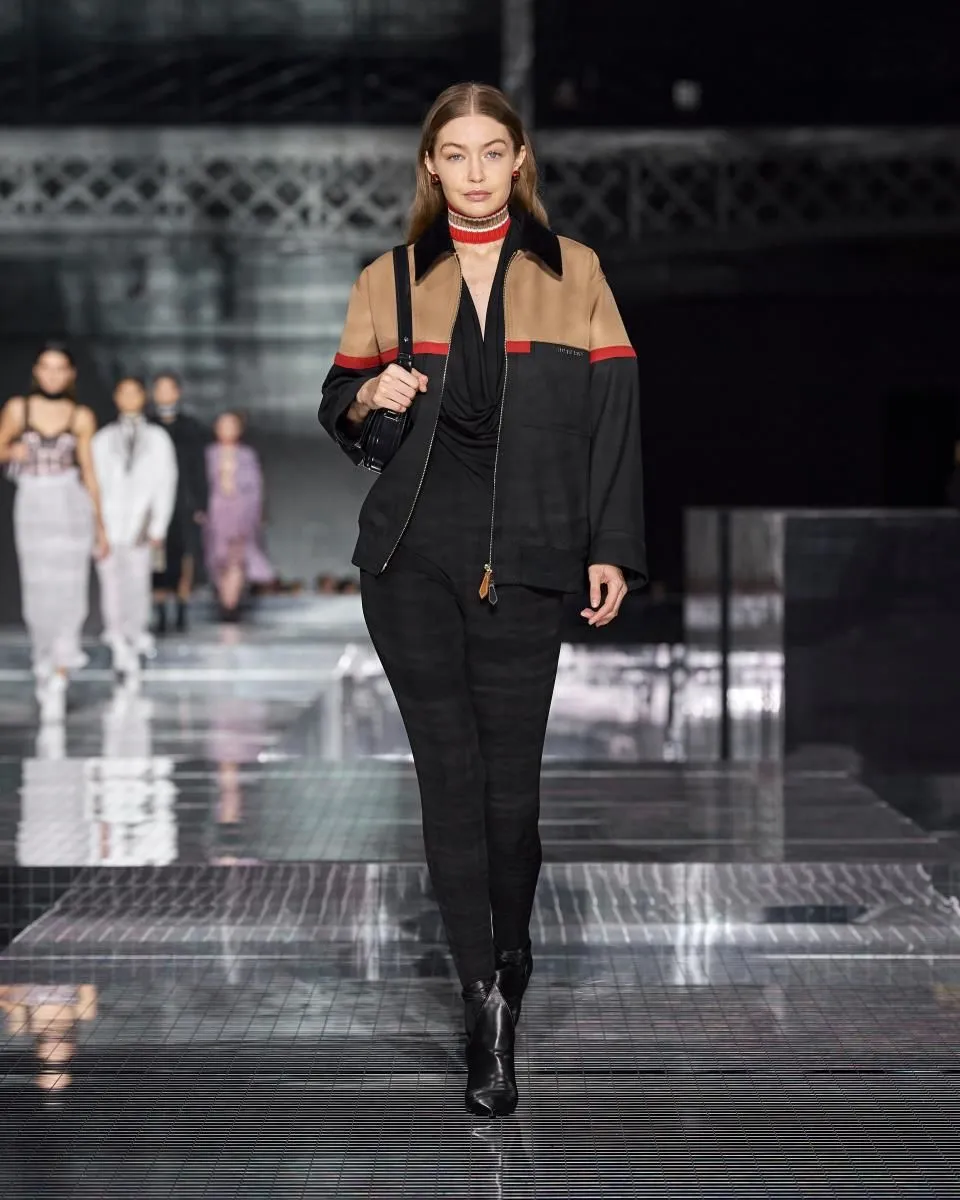 Business 11 image BURBERRY